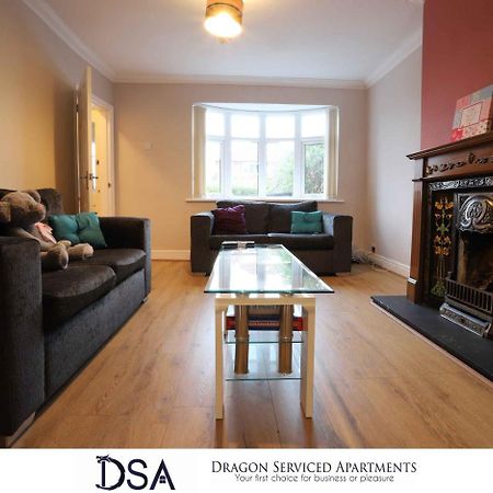 Solihull/NEC/Airport 3 BR Semi-detached House Birmingham Exterior foto