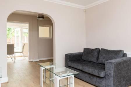 Solihull/NEC/Airport 3 BR Semi-detached House Birmingham Exterior foto